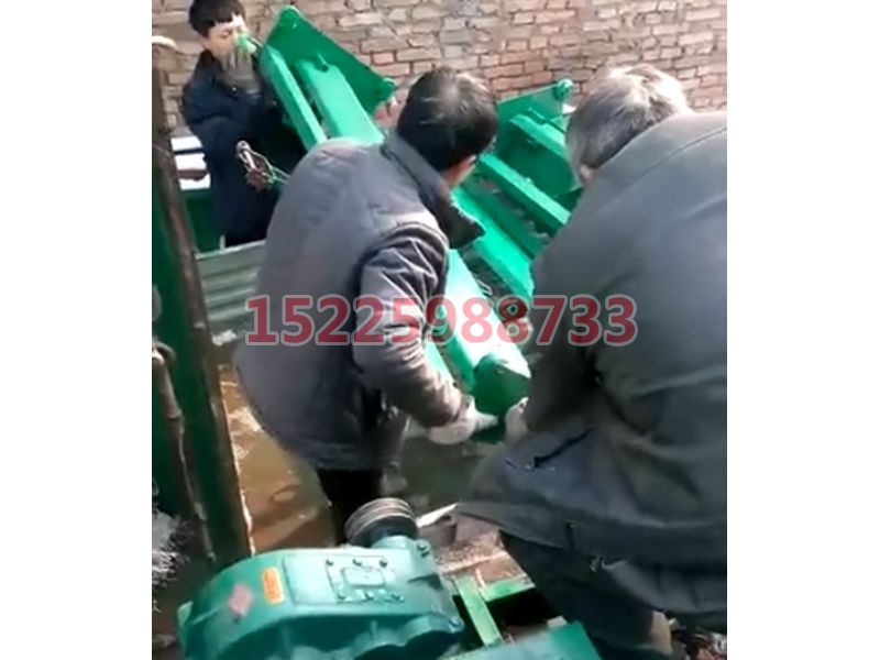 刮糞機(jī)飼料機(jī)發(fā)貨